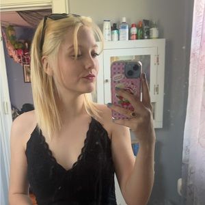 Meet your Posher, Carla